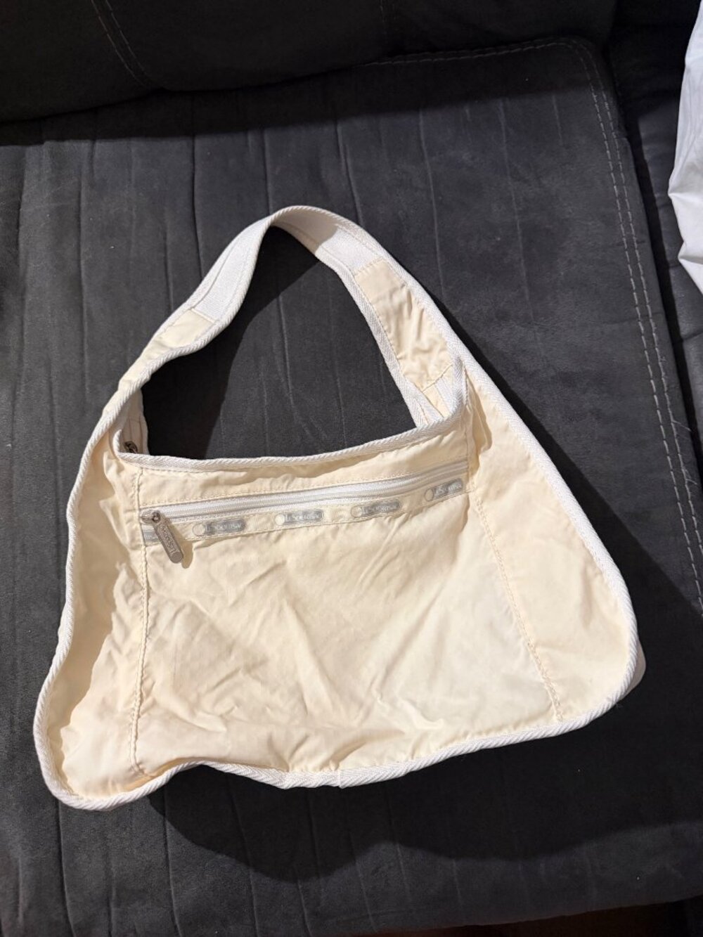 Vintage Lesportsac Cream Shoulder Bag With Zippered Exterior Pocket And Soft Str